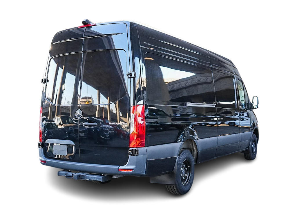 Thumbnail: 2024 Mercedes-Benz Sprinter - 16