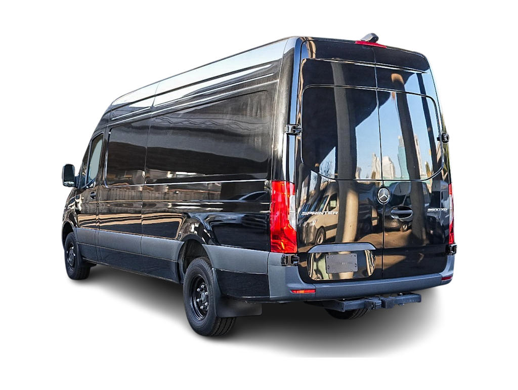 Thumbnail: 2024 Mercedes-Benz Sprinter - 3
