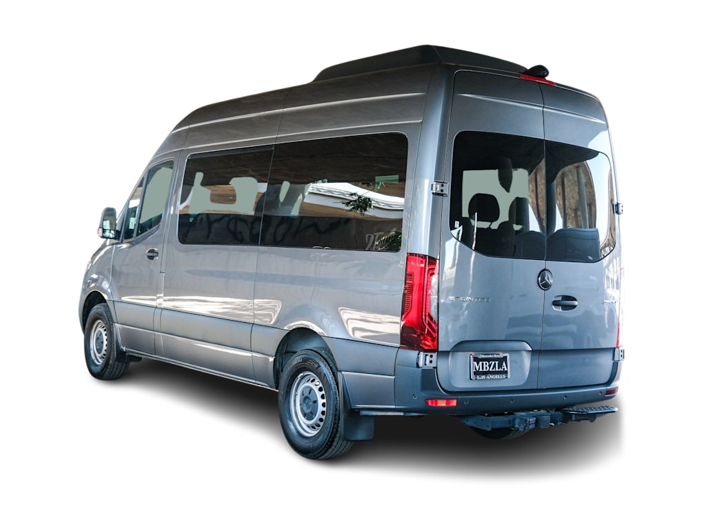 Thumbnail: 2024 Mercedes-Benz Sprinter - 3