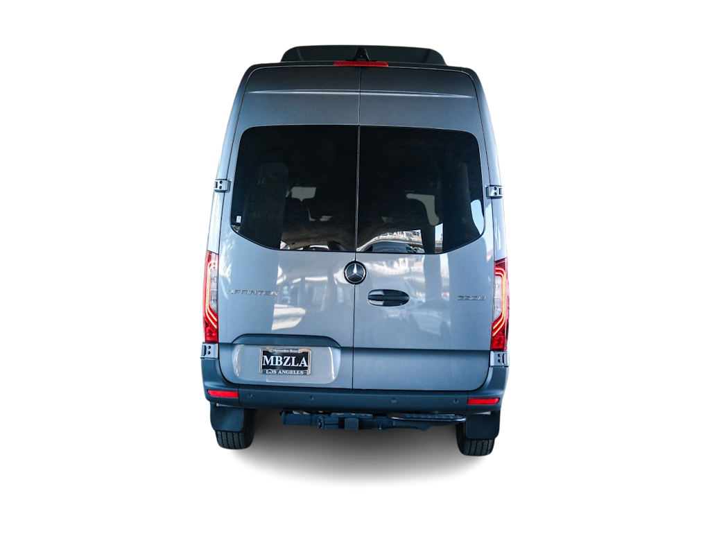 Thumbnail: 2024 Mercedes-Benz Sprinter - 4