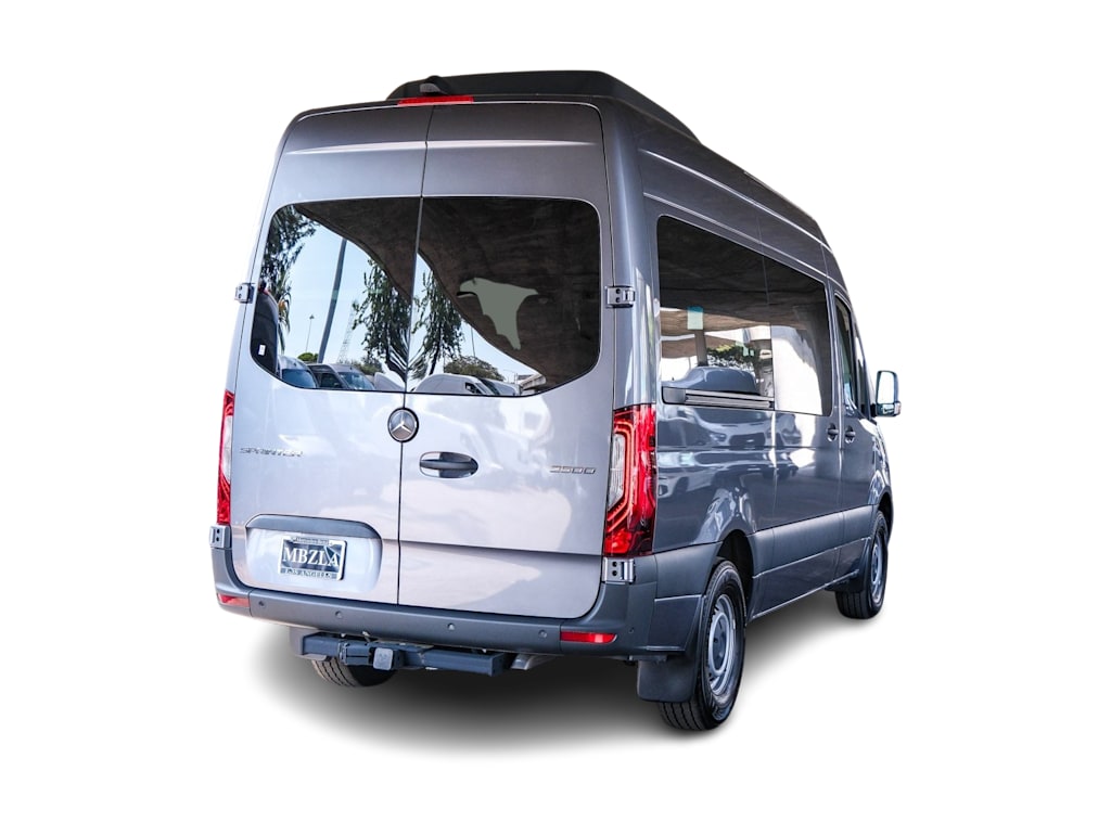 Thumbnail: 2024 Mercedes-Benz Sprinter - 15