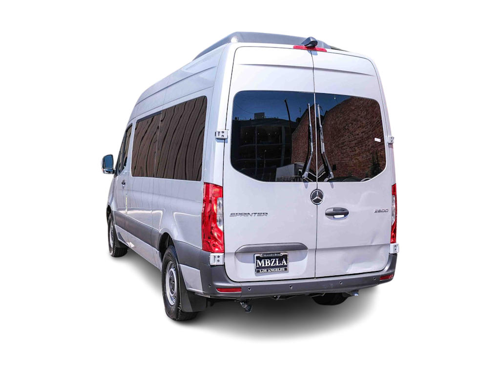 Thumbnail: 2024 Mercedes-Benz Sprinter - 4