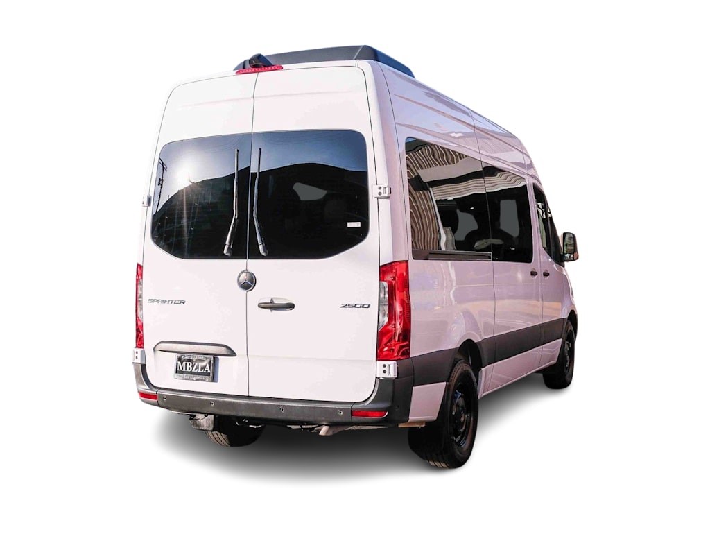 Thumbnail: 2024 Mercedes-Benz Sprinter - 16