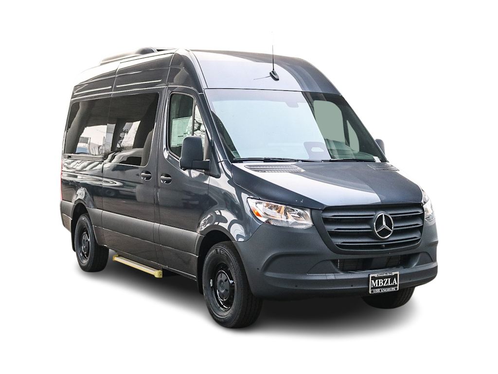 Thumbnail: 2025 Mercedes-Benz Sprinter - 17