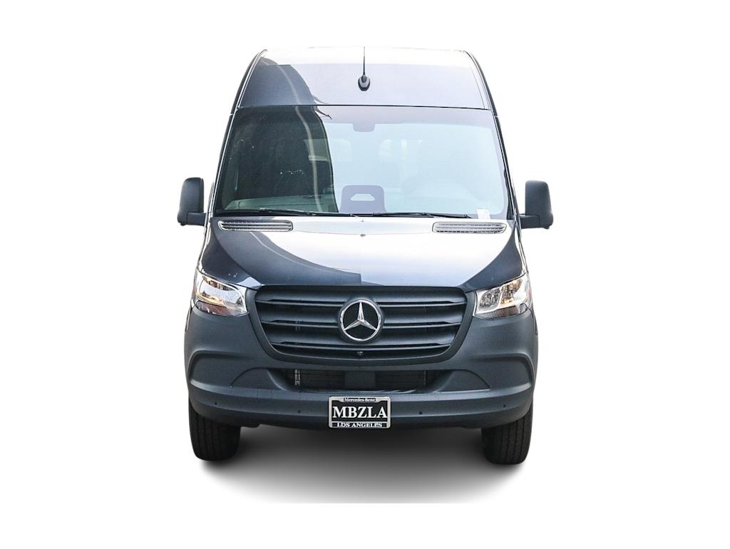 Thumbnail: 2025 Mercedes-Benz Sprinter - 5