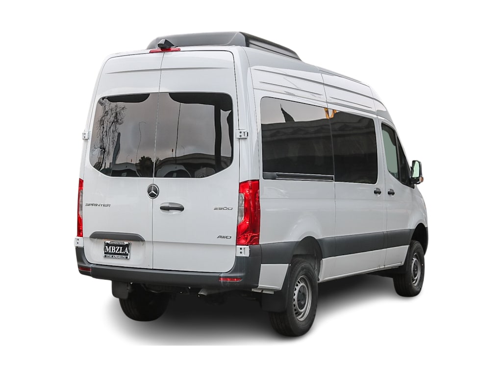 Thumbnail: 2025 Mercedes-Benz Sprinter - 20