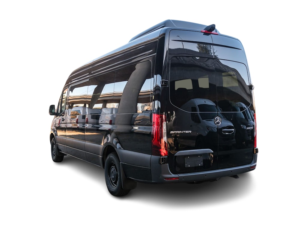 Thumbnail: 2026 Mercedes-Benz Sprinter - 3