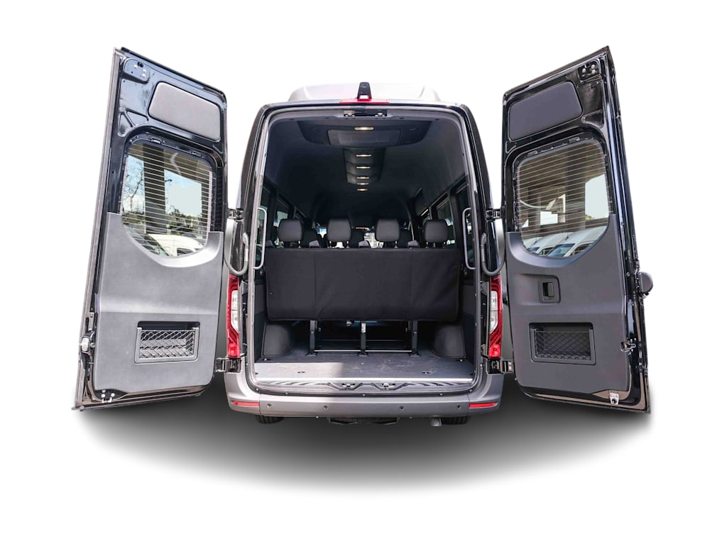 Thumbnail: 2026 Mercedes-Benz Sprinter - 15