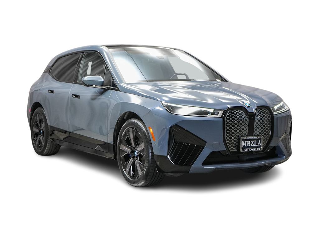 Thumbnail: 2023 BMW iX - 18