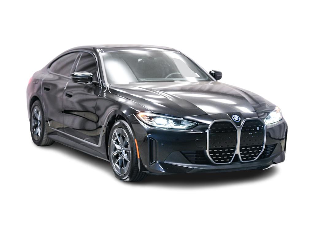 Thumbnail: 2023 BMW i4 - 17
