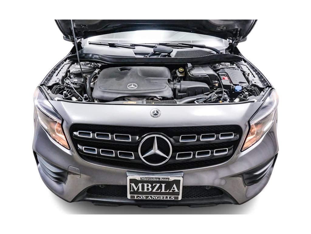 Thumbnail: 2018 Mercedes-Benz GLA - 30
