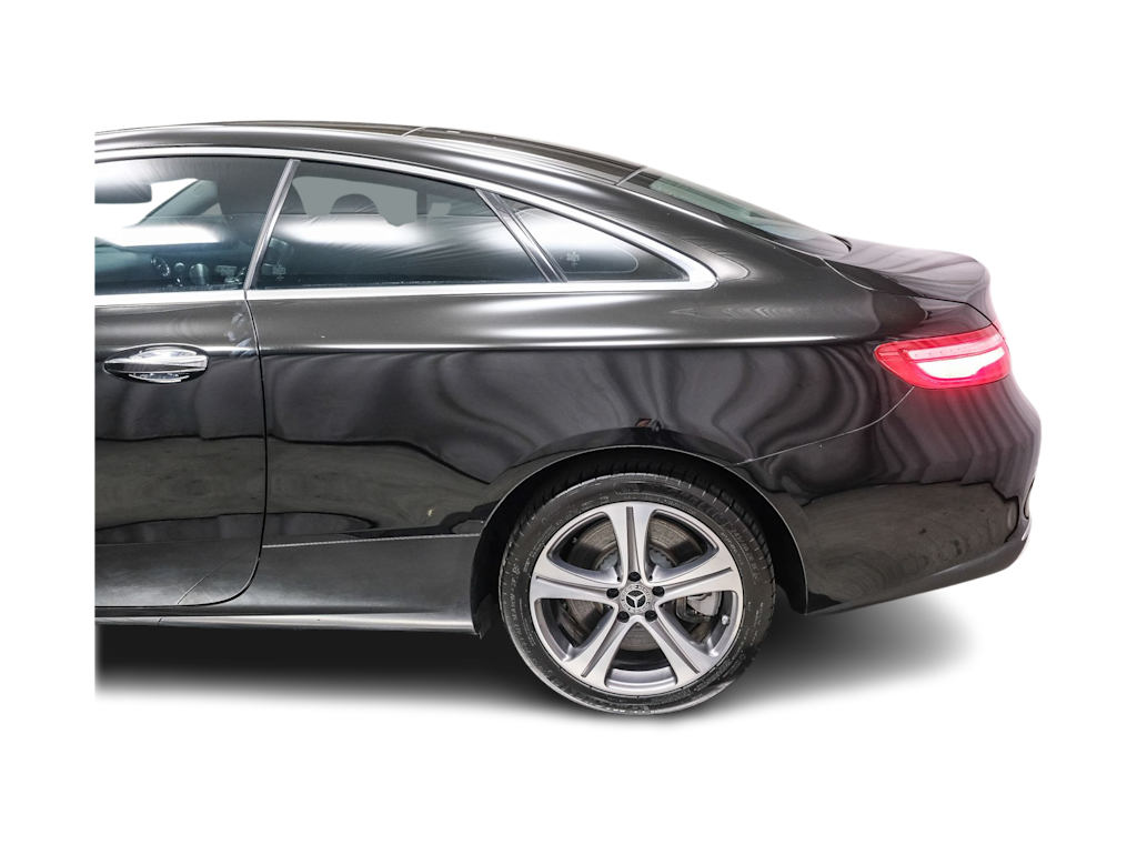 Thumbnail: 2019 Mercedes-Benz E-Class - 17