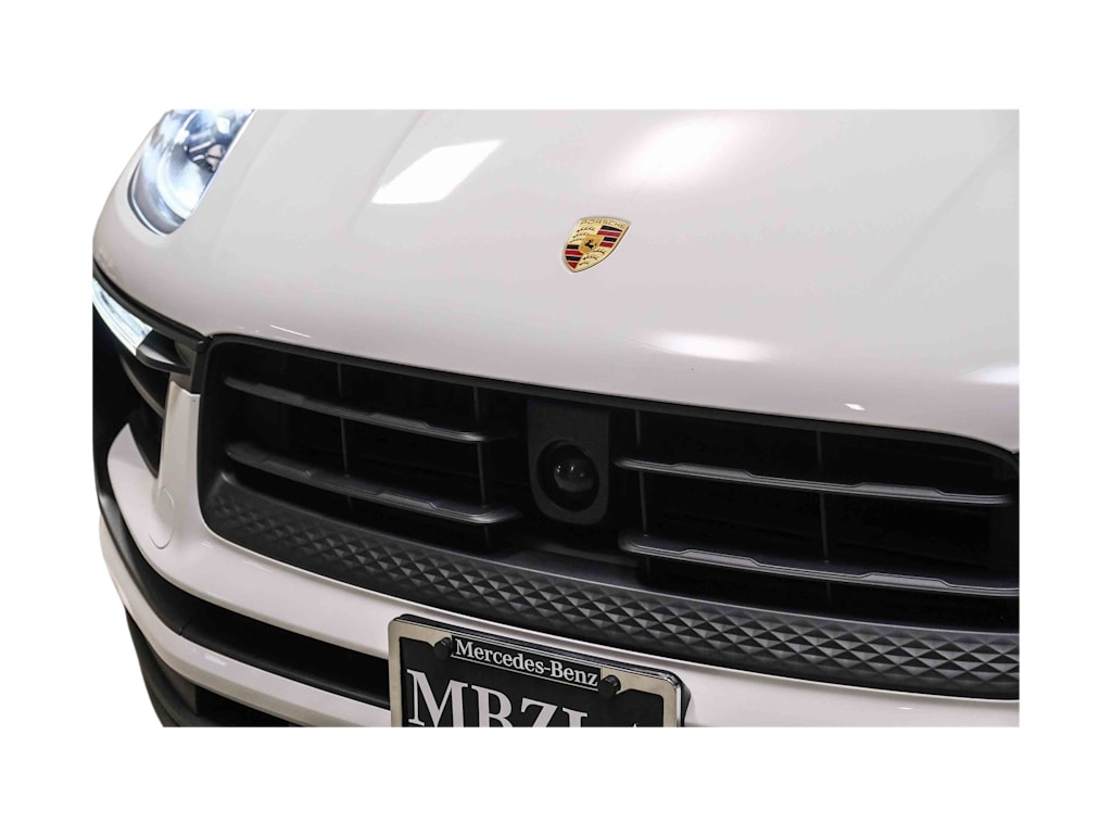 Thumbnail: 2023 Porsche Macan - 22