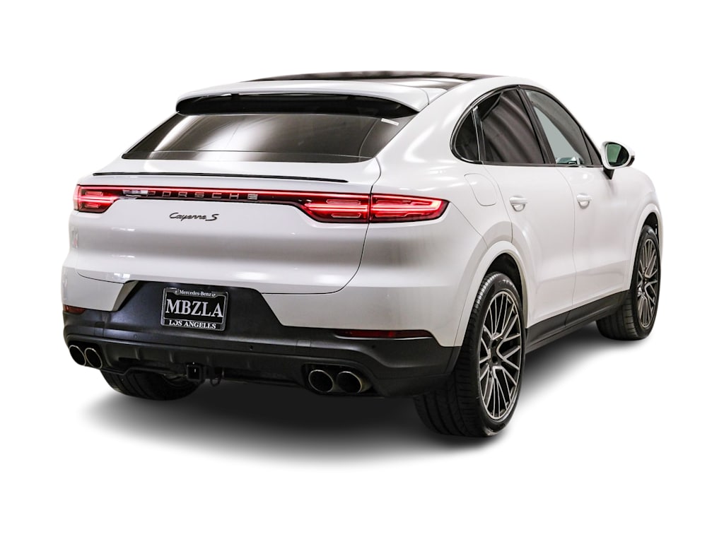 Thumbnail: 2020 Porsche Cayenne - 16