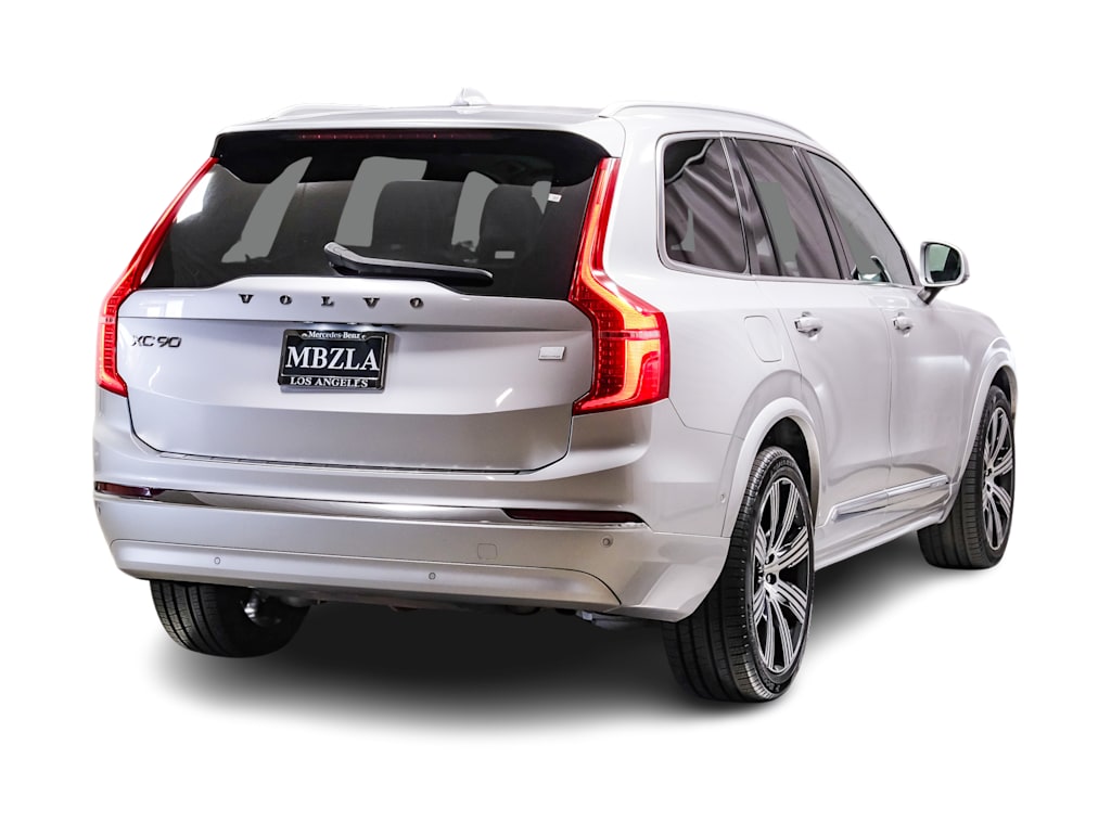 Thumbnail: 2022 Volvo XC90 - 17