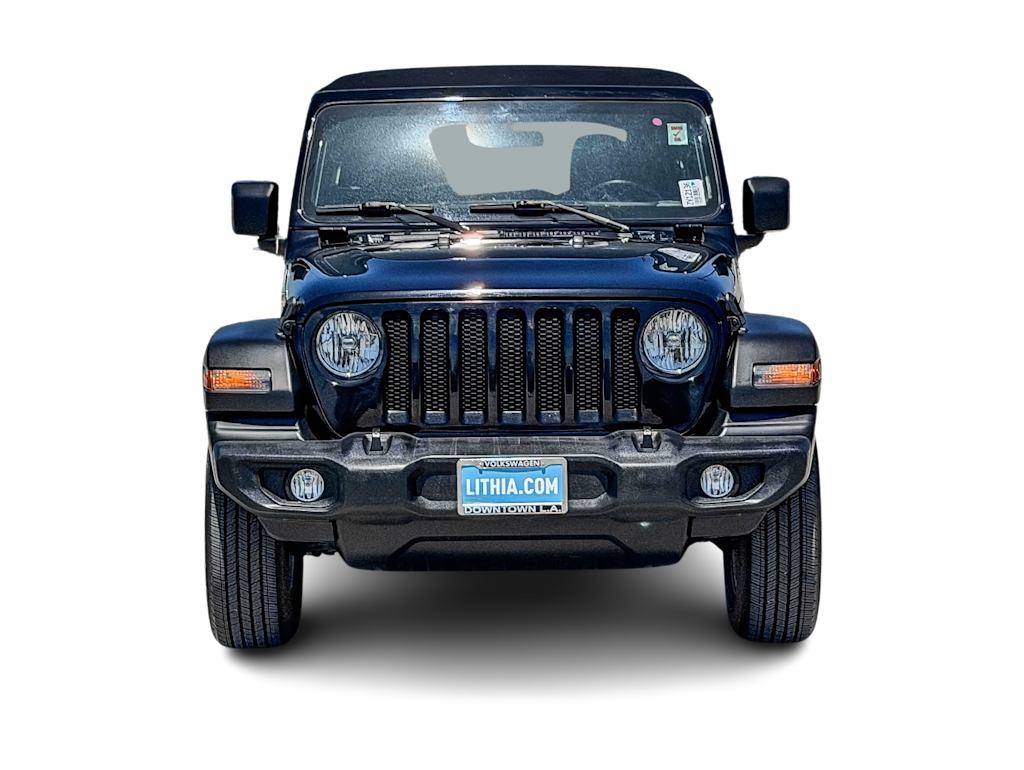 Thumbnail: 2022 Jeep Wrangler - 16