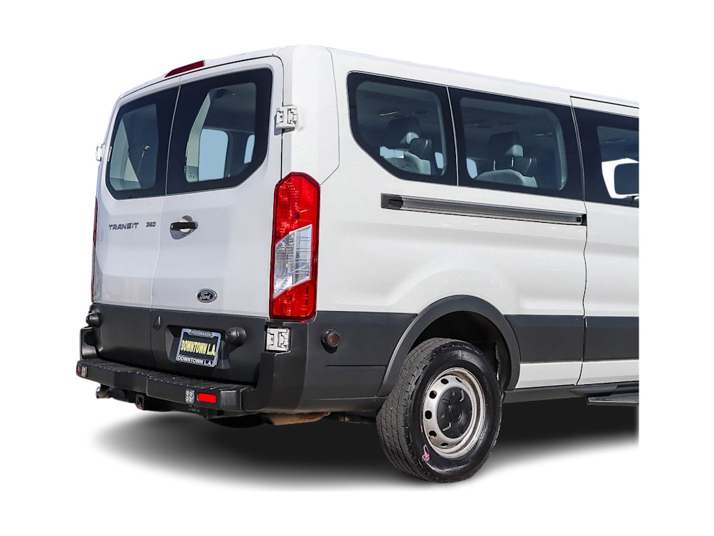 Thumbnail: 2018 Ford Transit Series - 21