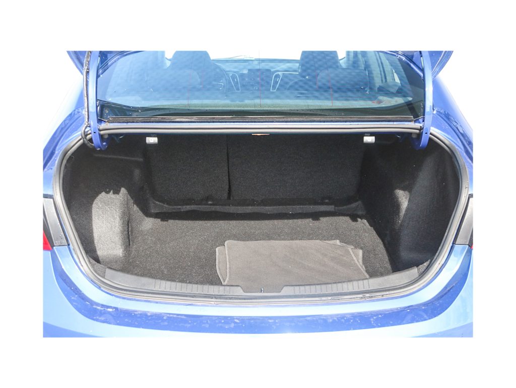 Thumbnail: 2023 Chevrolet Malibu - 17