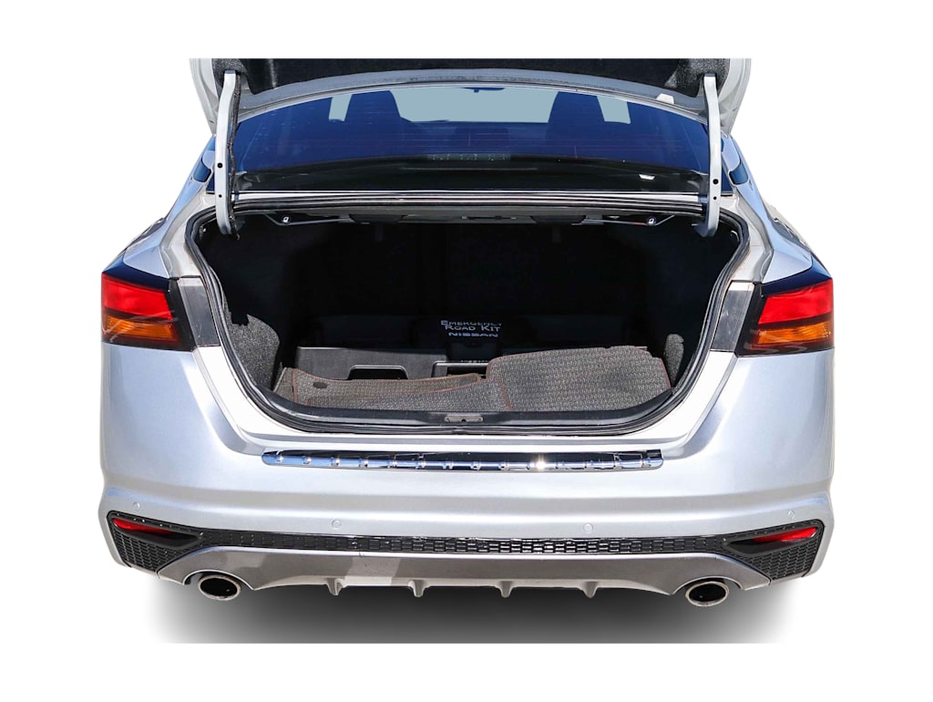 Thumbnail: 2020 Nissan Altima - 16