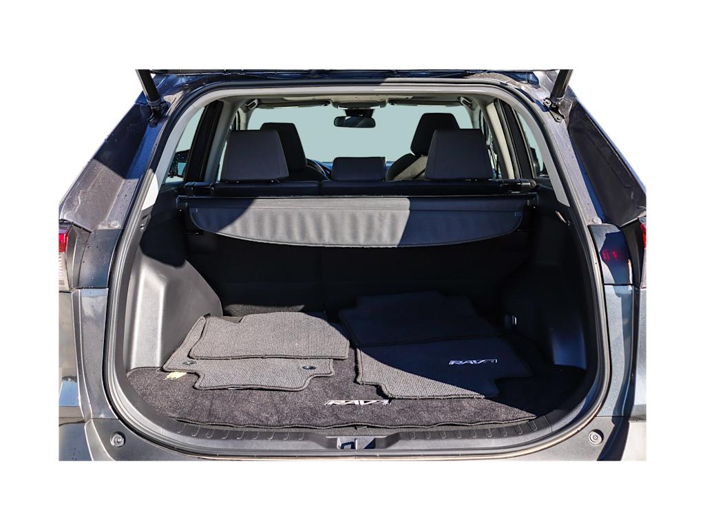 Thumbnail: 2022 Toyota RAV4 - 18