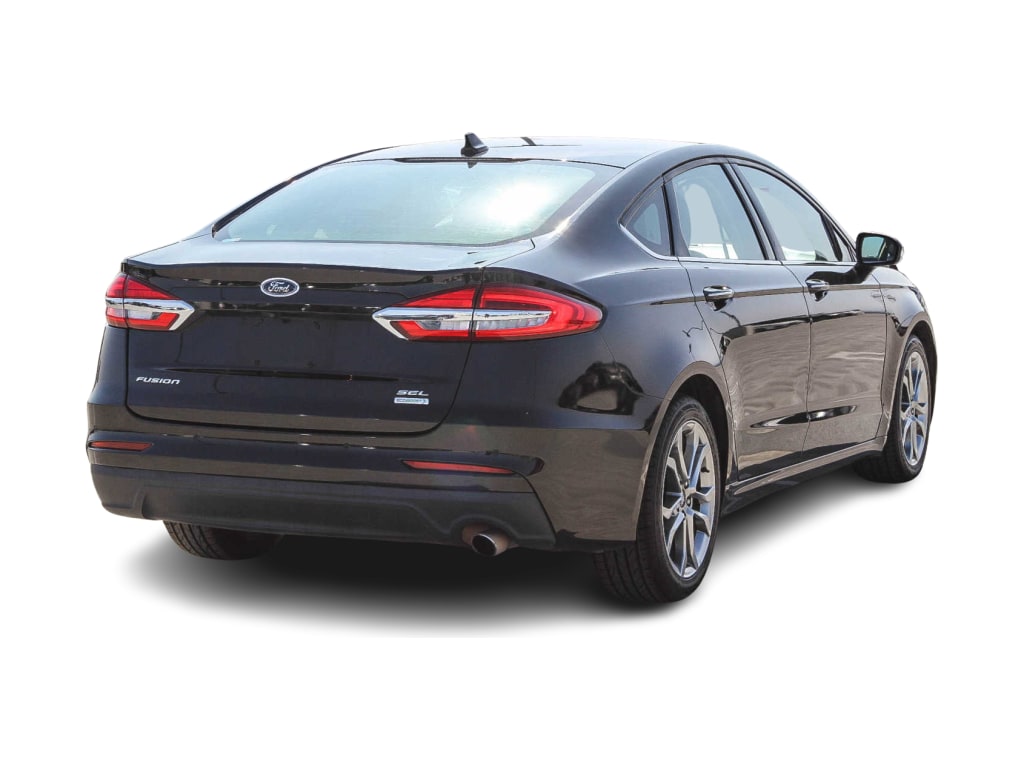 2020 Ford Fusion SEL 17