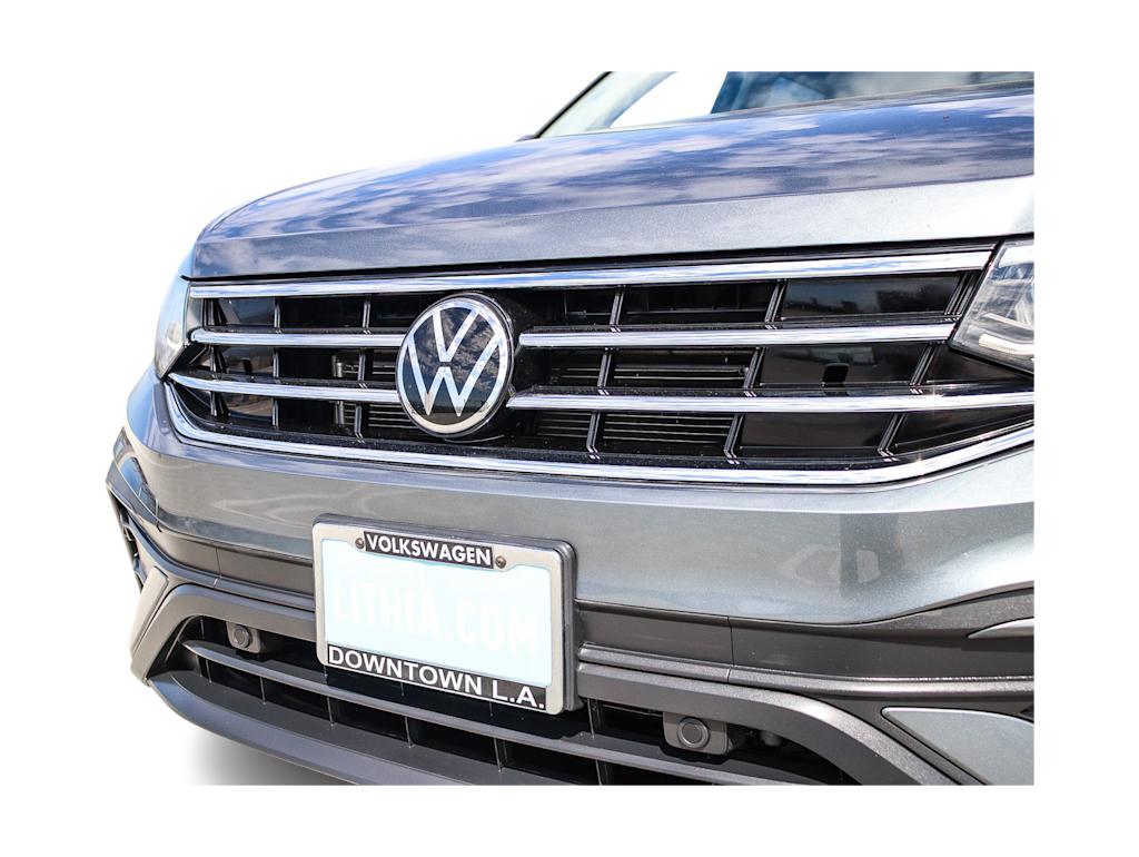 Thumbnail: 2022 Volkswagen Tiguan - 19