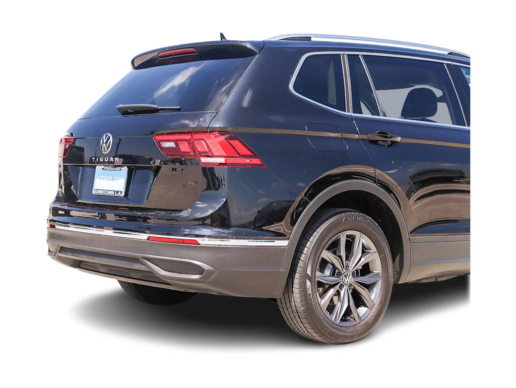 Thumbnail: 2022 Volkswagen Tiguan - 19