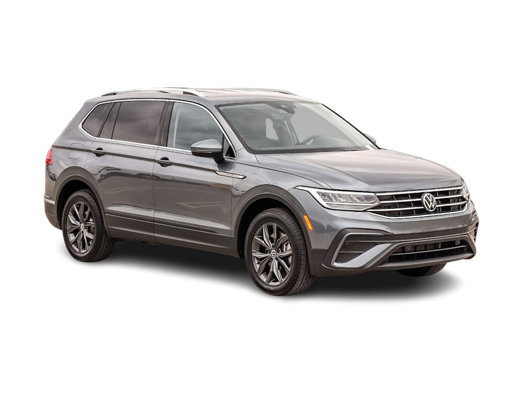 Thumbnail: 2022 Volkswagen Tiguan - 16