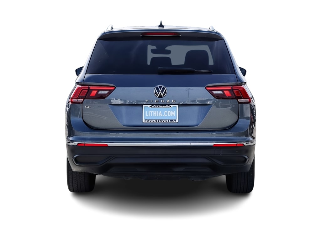 Thumbnail: 2022 Volkswagen Tiguan - 4