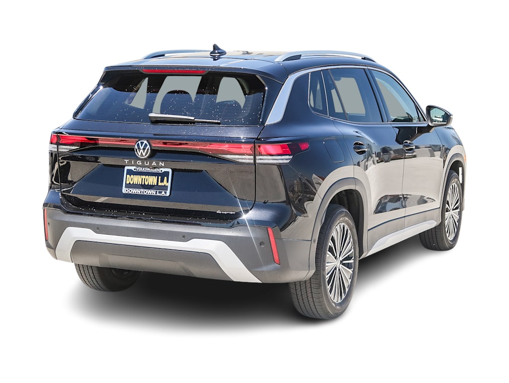Thumbnail: 2025 Volkswagen Tiguan - 18