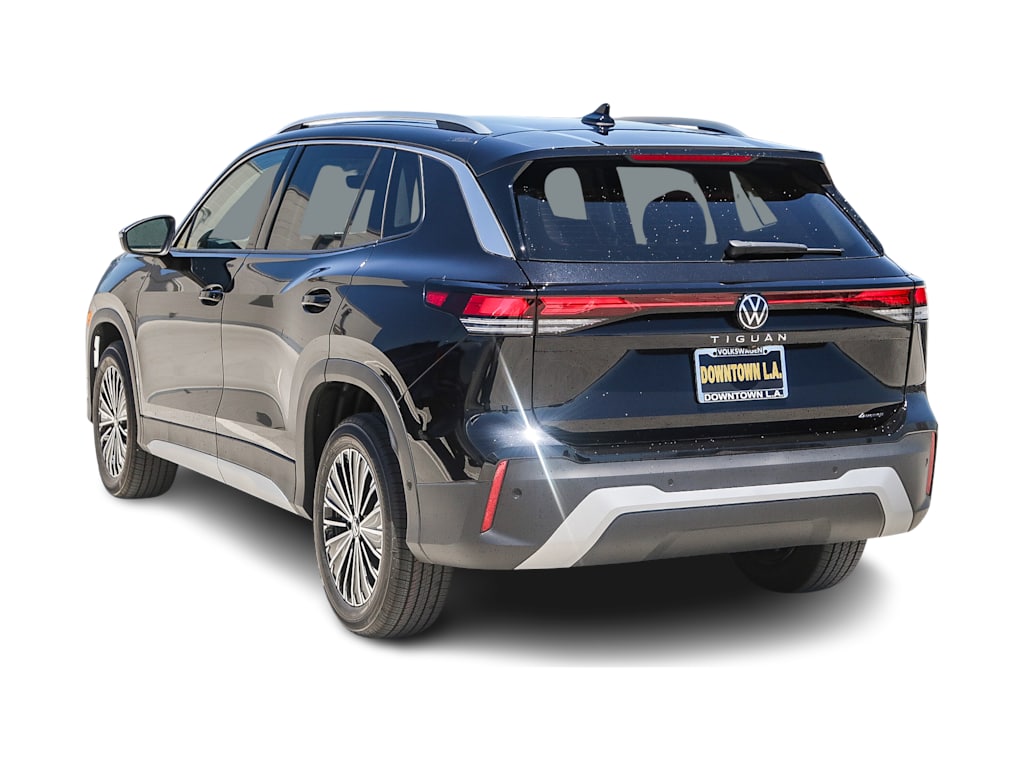 Thumbnail: 2025 Volkswagen Tiguan - 3