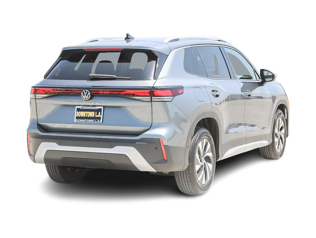 Thumbnail: 2025 Volkswagen Tiguan - 19