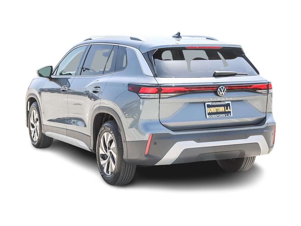 Thumbnail: 2025 Volkswagen Tiguan - 3