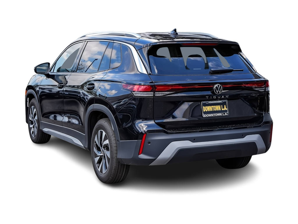 Thumbnail: 2026 Volkswagen Tiguan - 3