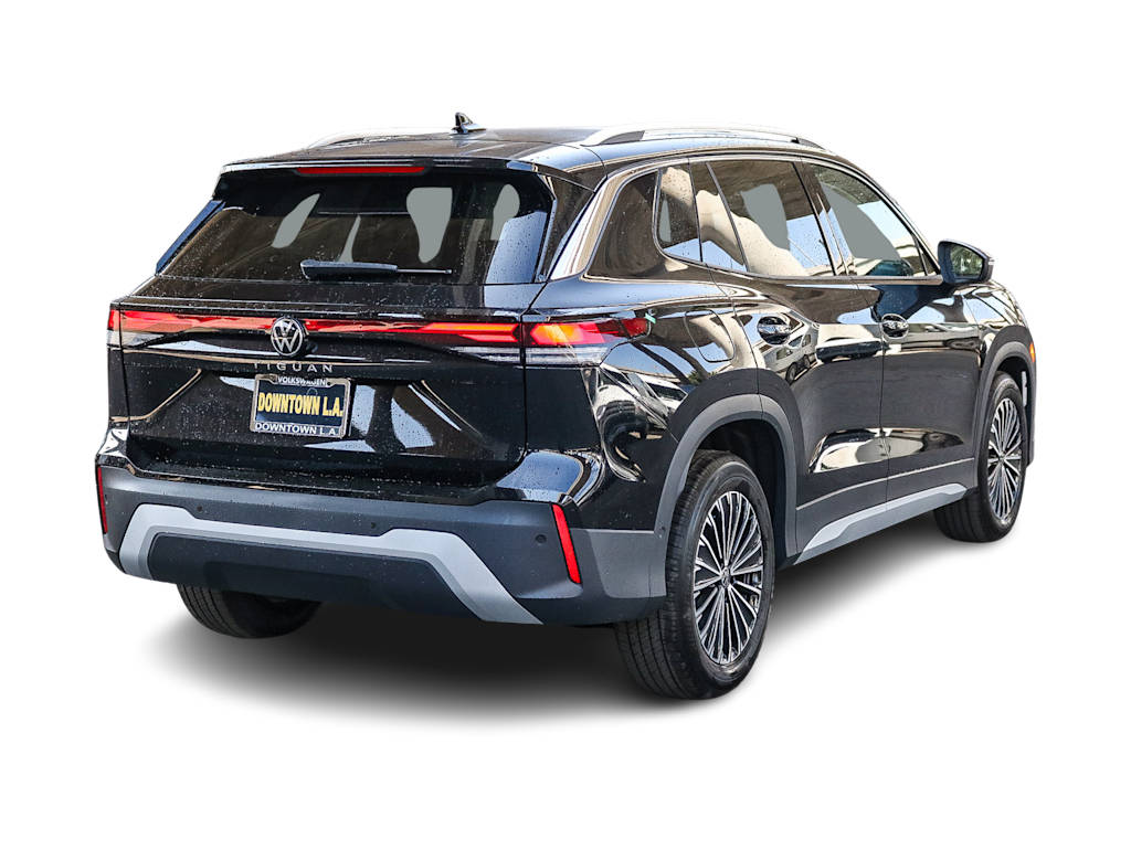 Thumbnail: 2025 Volkswagen Tiguan - 18