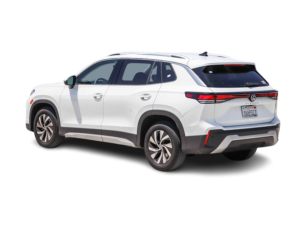 Thumbnail: 2025 Volkswagen Tiguan - 3