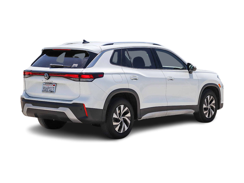 Thumbnail: 2025 Volkswagen Tiguan - 16
