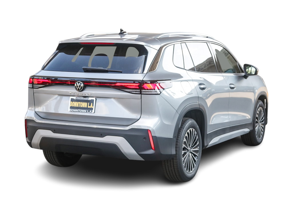 Thumbnail: 2025 Volkswagen Tiguan - 18