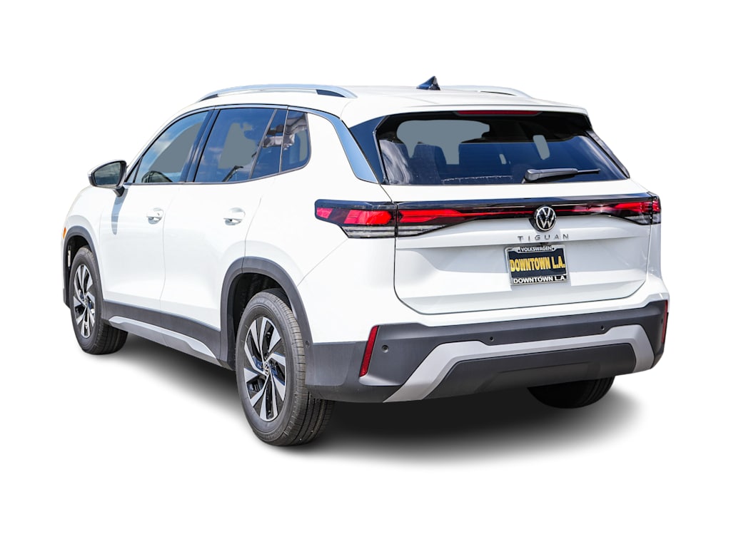 Thumbnail: 2026 Volkswagen Tiguan - 3
