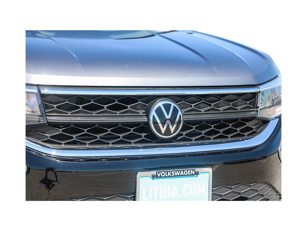 Thumbnail: 2022 Volkswagen Taos - 19