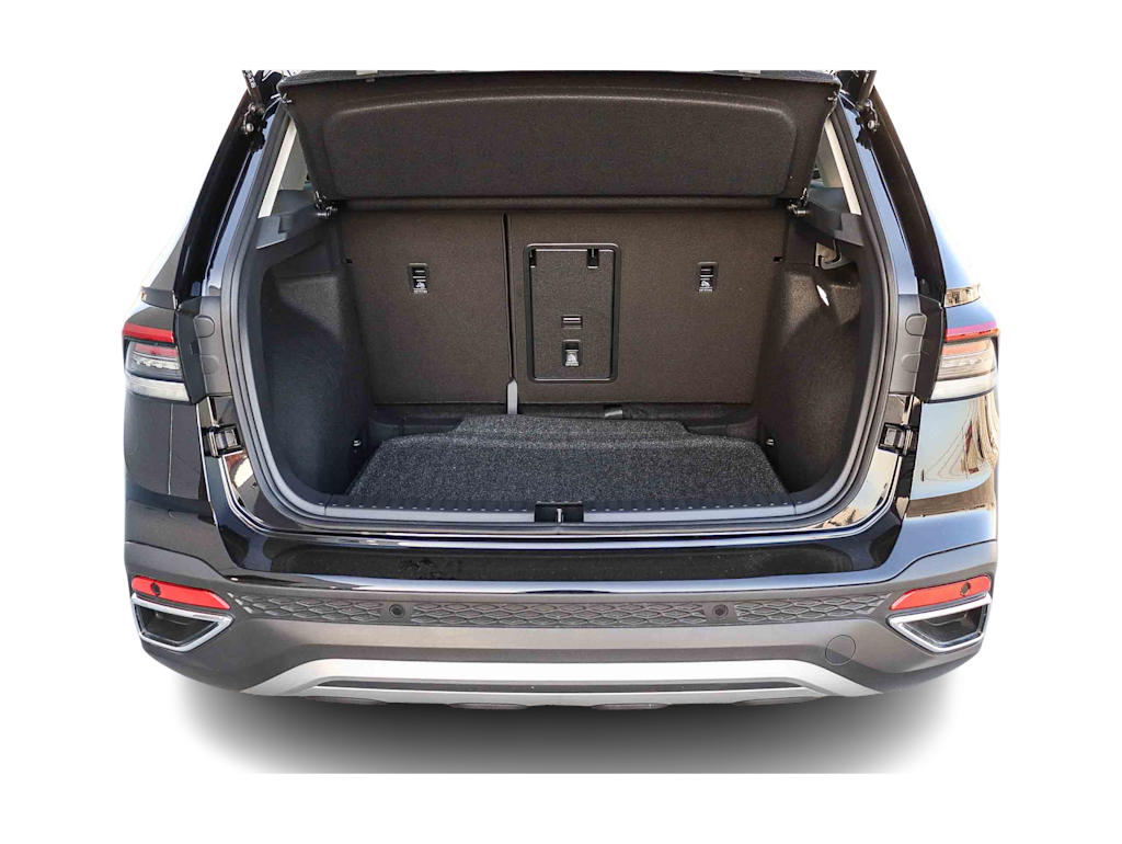 Thumbnail: 2026 Volkswagen Taos - 17