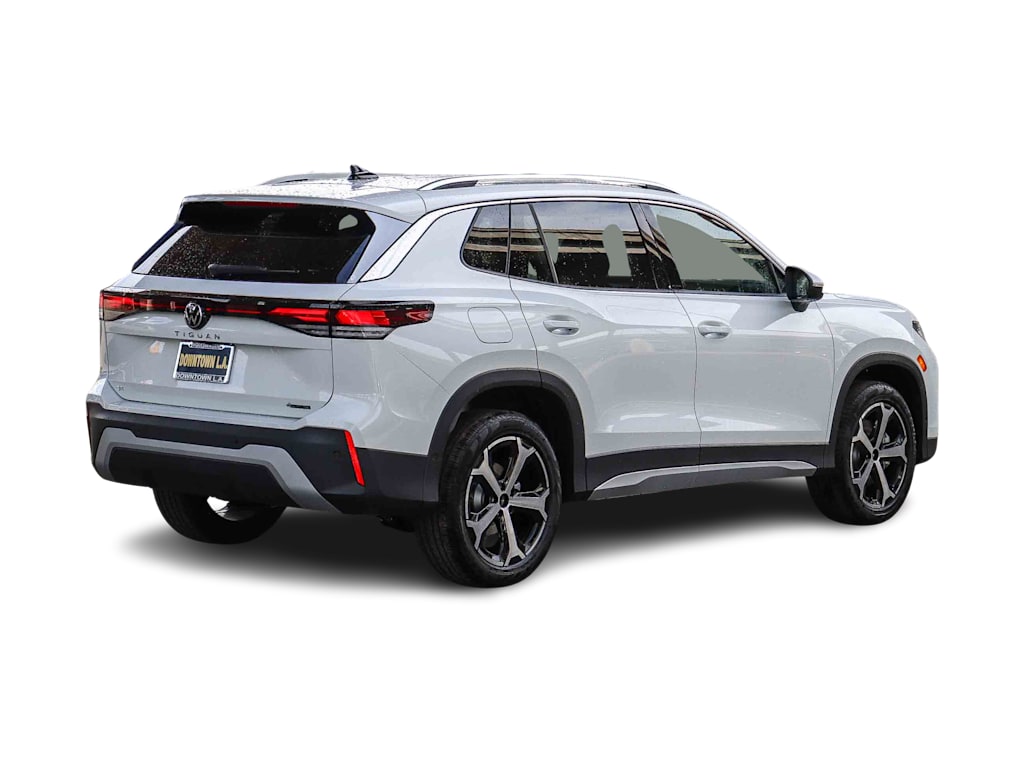 Thumbnail: 2026 Volkswagen Tiguan - 18
