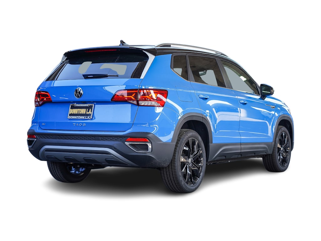 2024 Volkswagen Taos SE 17