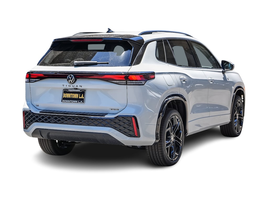 Thumbnail: 2026 Volkswagen Tiguan - 17