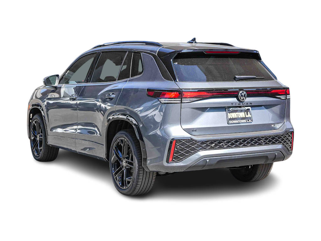 Thumbnail: 2026 Volkswagen Tiguan - 3