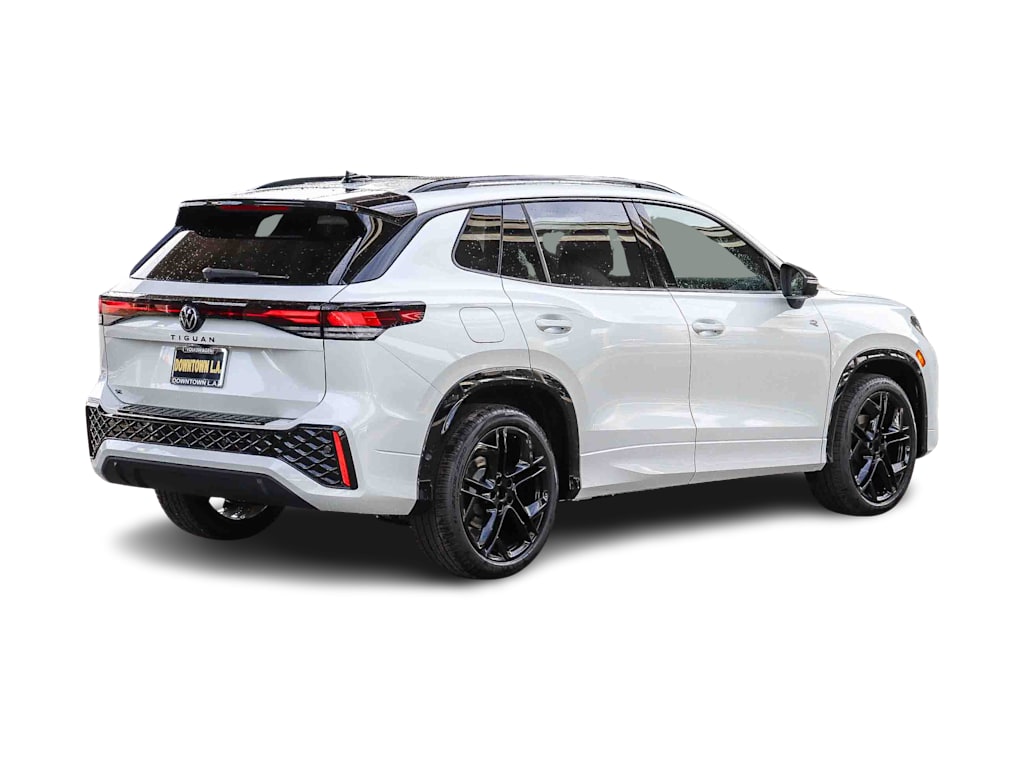 Thumbnail: 2026 Volkswagen Tiguan - 17