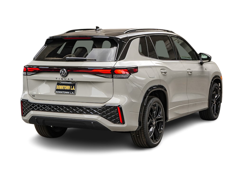 Thumbnail: 2026 Volkswagen Tiguan - 17