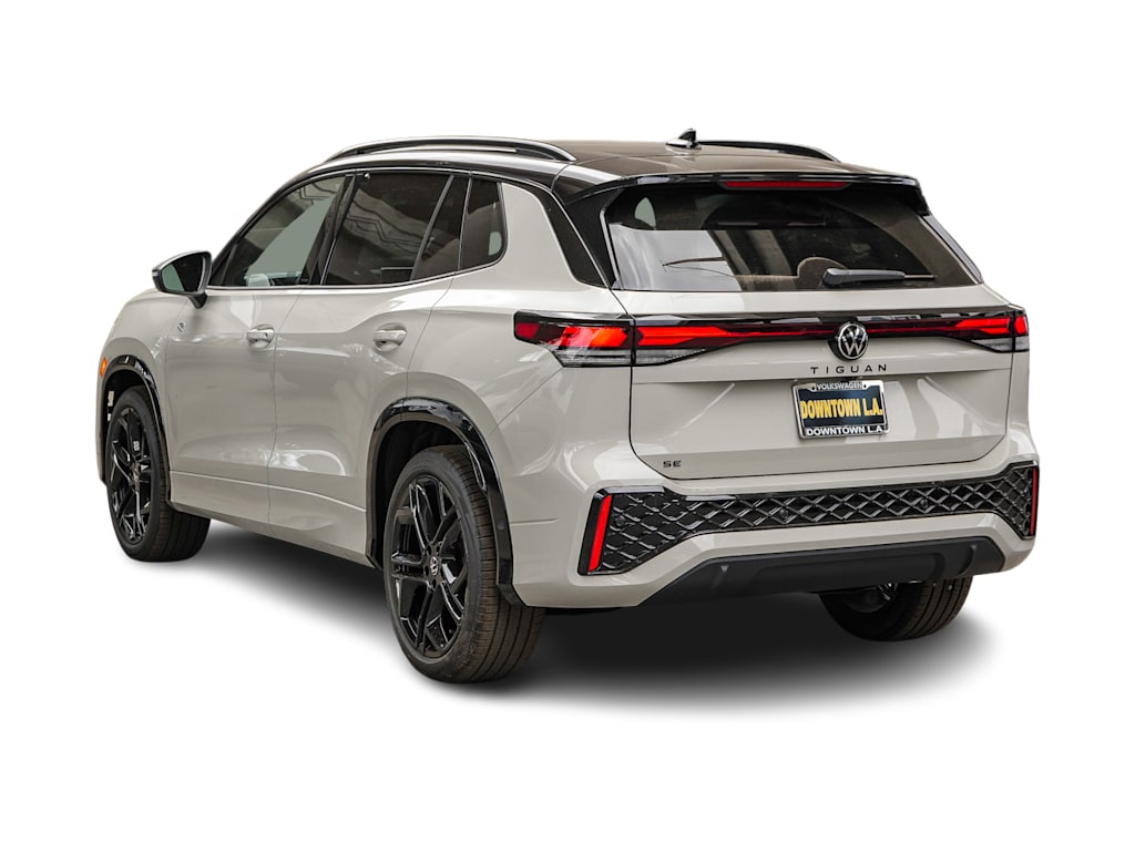 Thumbnail: 2026 Volkswagen Tiguan - 3