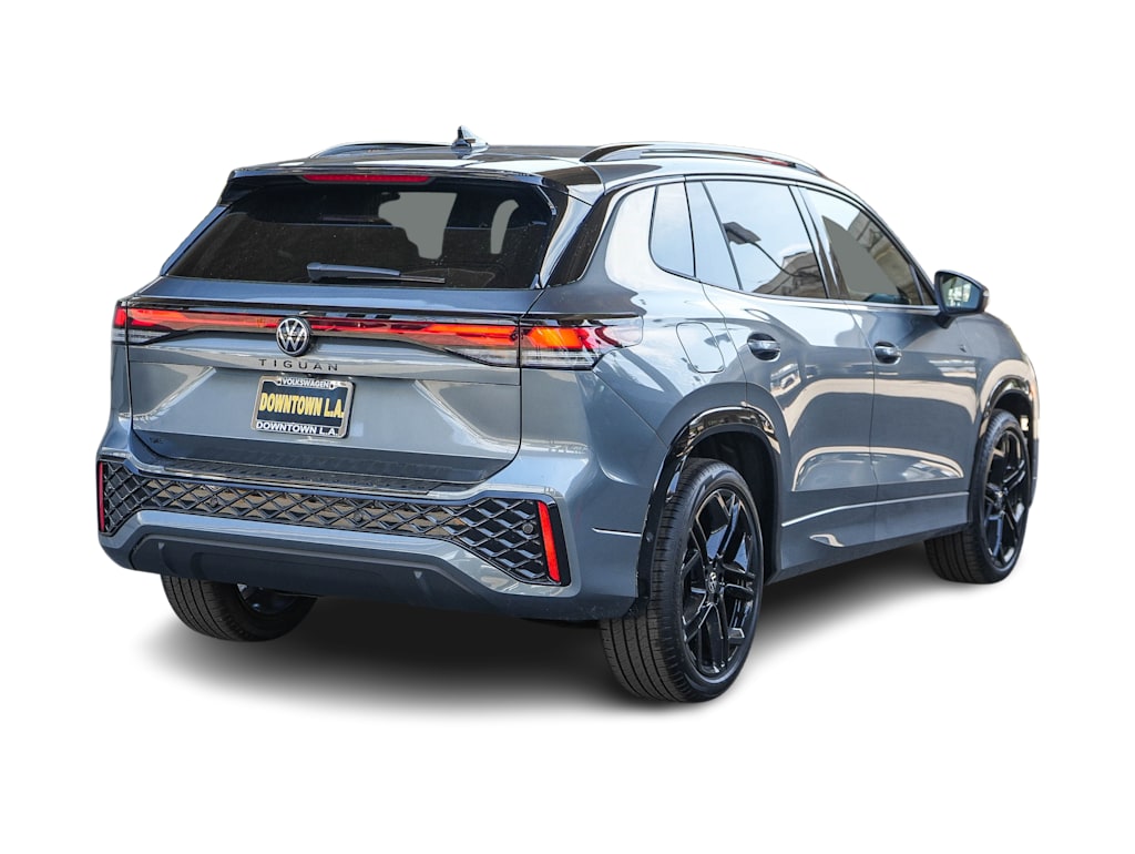 Thumbnail: 2026 Volkswagen Tiguan - 18