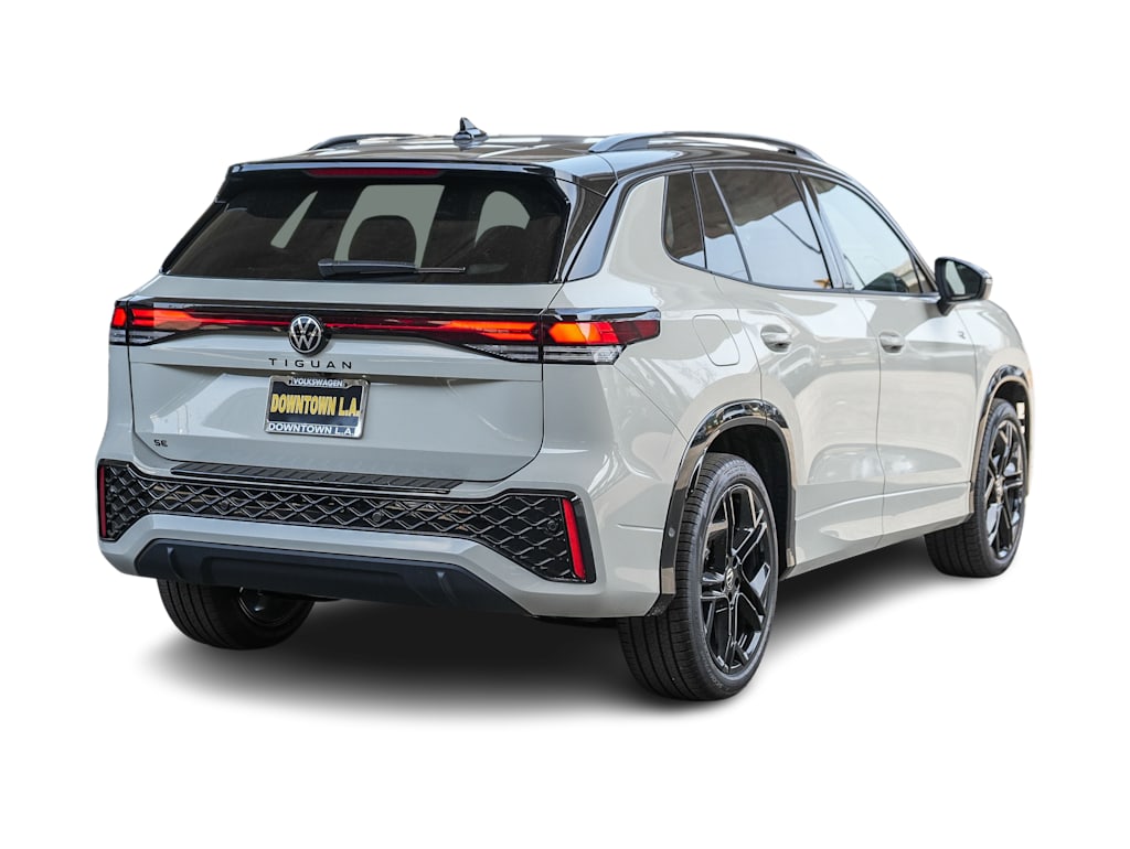 Thumbnail: 2026 Volkswagen Tiguan - 18